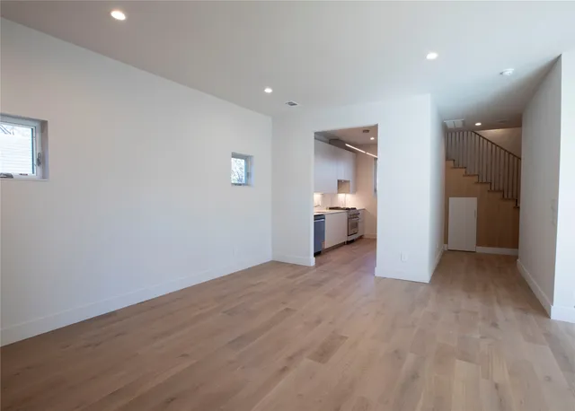 $5,000 | 3512 Mt Vernon Street, Houston, TX 77006