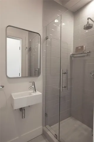 $5,000 | 3512 Mt Vernon Street, Houston, TX 77006