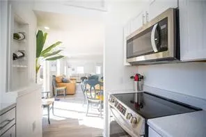 $2,950 | 28 Crest Street, Middletown, RI 02842