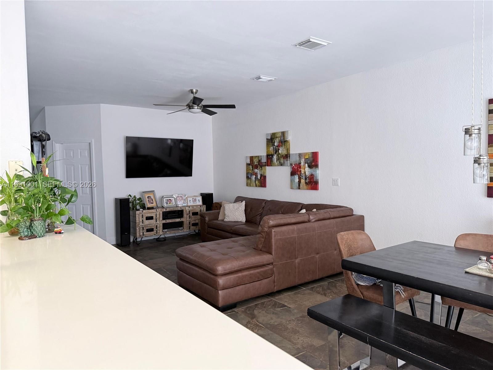 7809 Northwest 114th Path Doral, FL 33178 - Photo 4 of 23