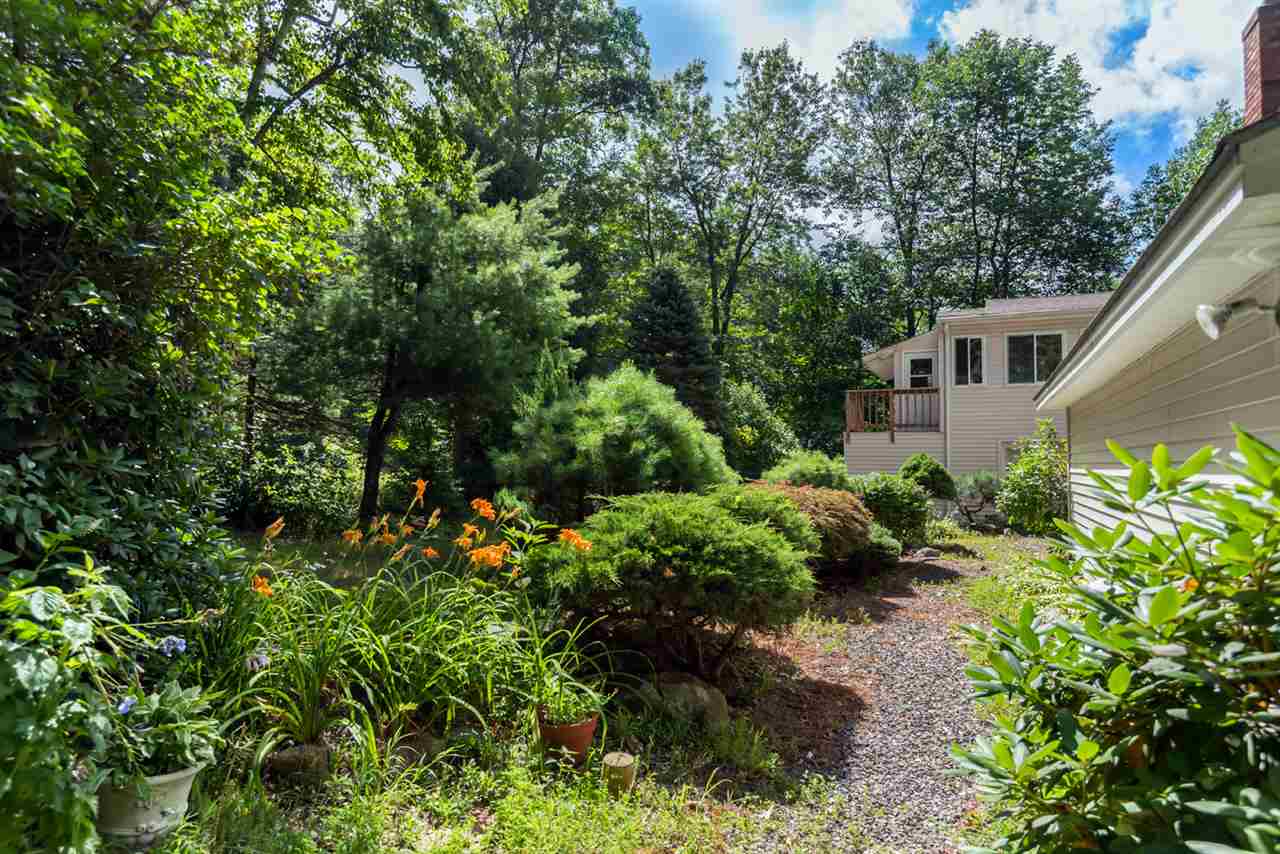 26 Red Deer Road Londonderry, NH 03053 - Photo 5 of 13