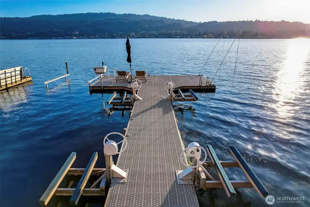 a view of a terrace with seating space