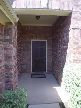 $1,995 | 209 Bird Creek Drive, Little Elm, TX 75068