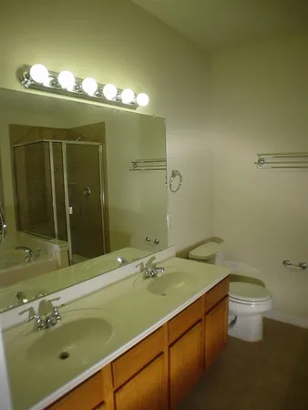$1,995 | 209 Bird Creek Drive, Little Elm, TX 75068