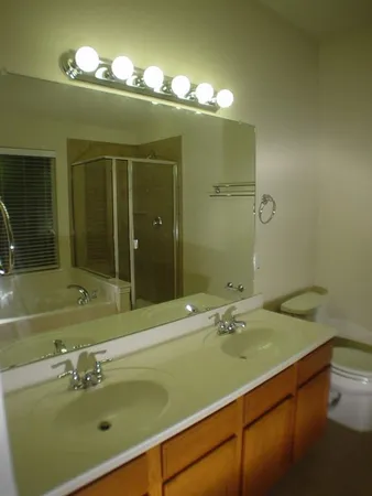 $1,995 | 209 Bird Creek Drive, Little Elm, TX 75068