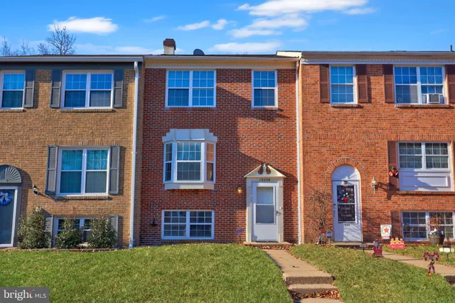 $2,531 | 15256 Waterwheel Terrace, Woodbridge, VA 22191