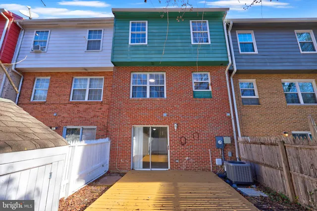 $2,531 | 15256 Waterwheel Terrace, Woodbridge, VA 22191