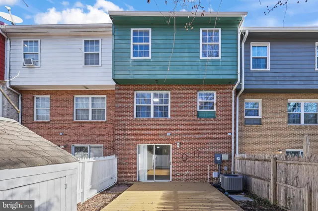 $2,531 | 15256 Waterwheel Terrace, Woodbridge, VA 22191