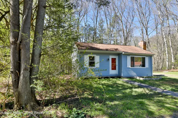 $325,000 | 9 Lilly Avenue, Phoenicia, NY 12464