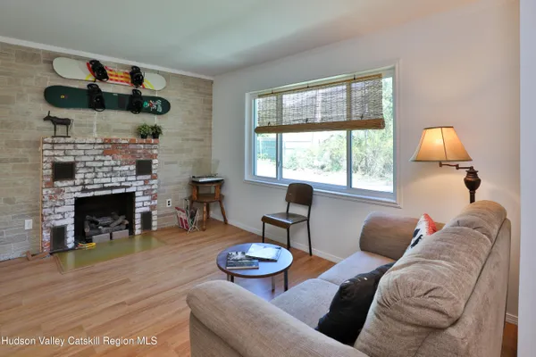 $325,000 | 9 Lilly Avenue, Phoenicia, NY 12464