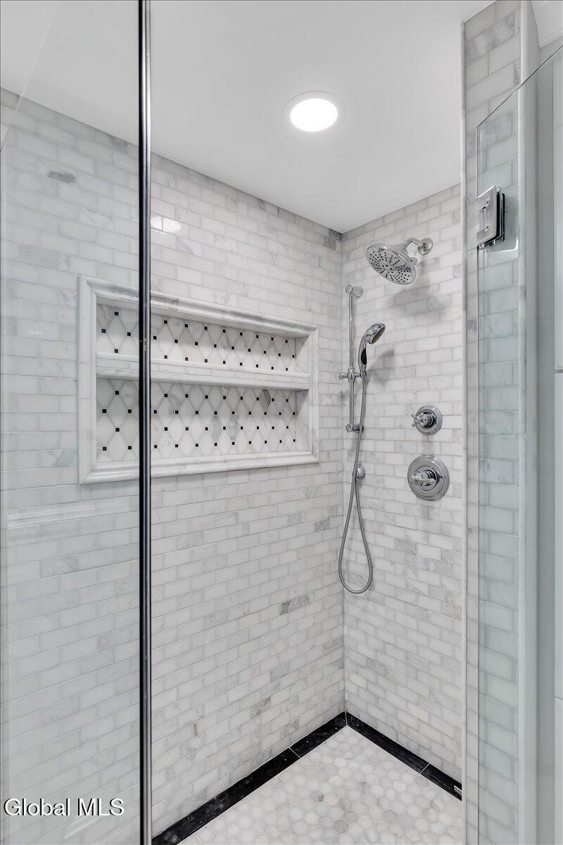 18 Par Del Rio Clifton Park, NY 12065 - Photo 30 of 50 42-P1612083