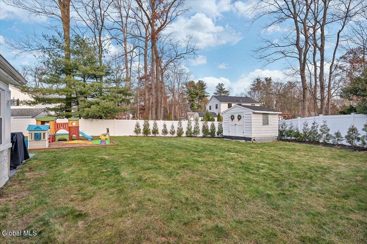 18 Par Del Rio Clifton Park, NY 12065 - Photo 49 of 50 64-P1611821
