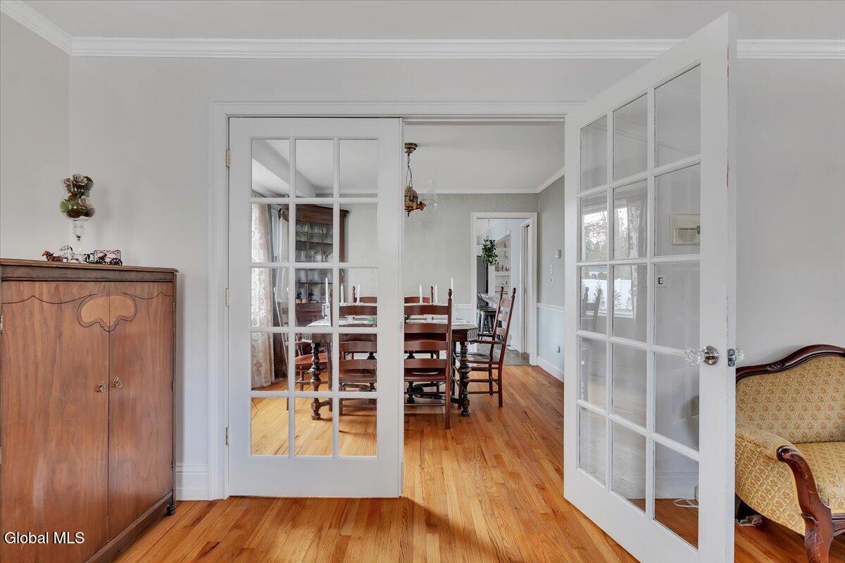 18 Par Del Rio Clifton Park, NY 12065 - Photo 6 of 50 11-P1611875