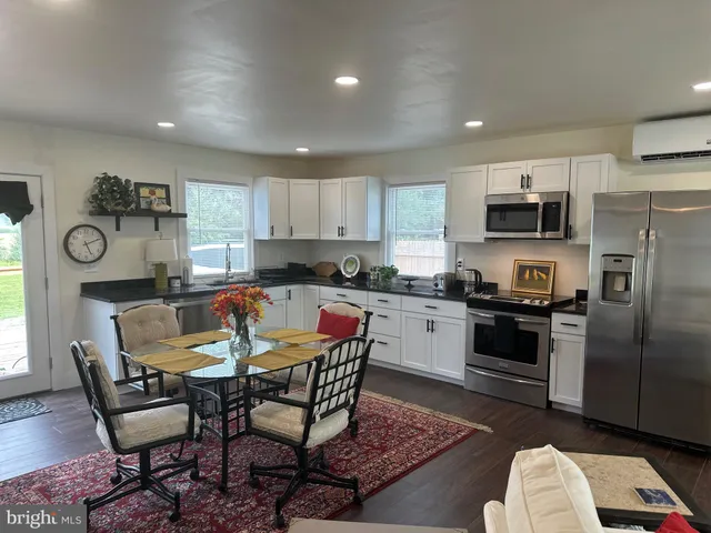 $239,000 | 302 Glen Oak Circle, Hurlock, MD 21643