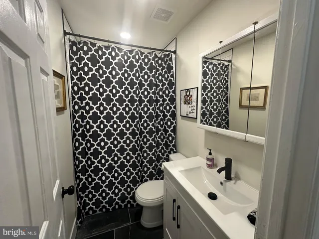 $239,000 | 302 Glen Oak Circle, Hurlock, MD 21643