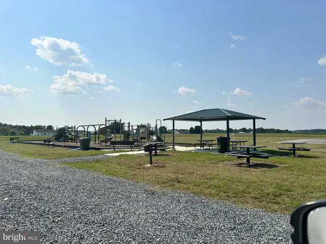 $239,000 | 302 Glen Oak Circle, Hurlock, MD 21643