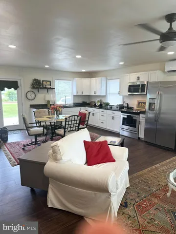 $239,000 | 302 Glen Oak Circle, Hurlock, MD 21643