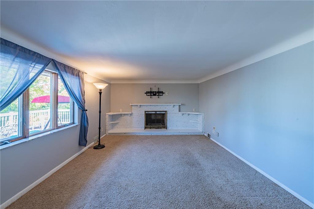 14201 Ridge Road North Huntingdon, PA 15642 - Photo 6 of 25