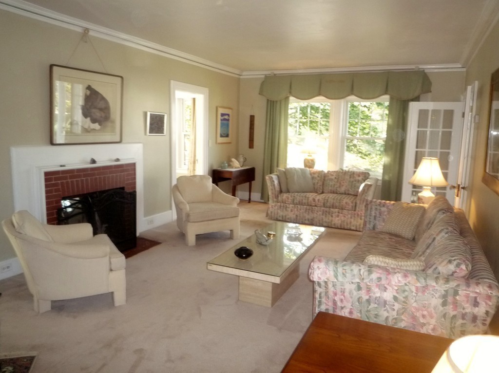 785 Madison Street Fall River, MA 02720 - Photo 4 of 27 Gallery Image 4