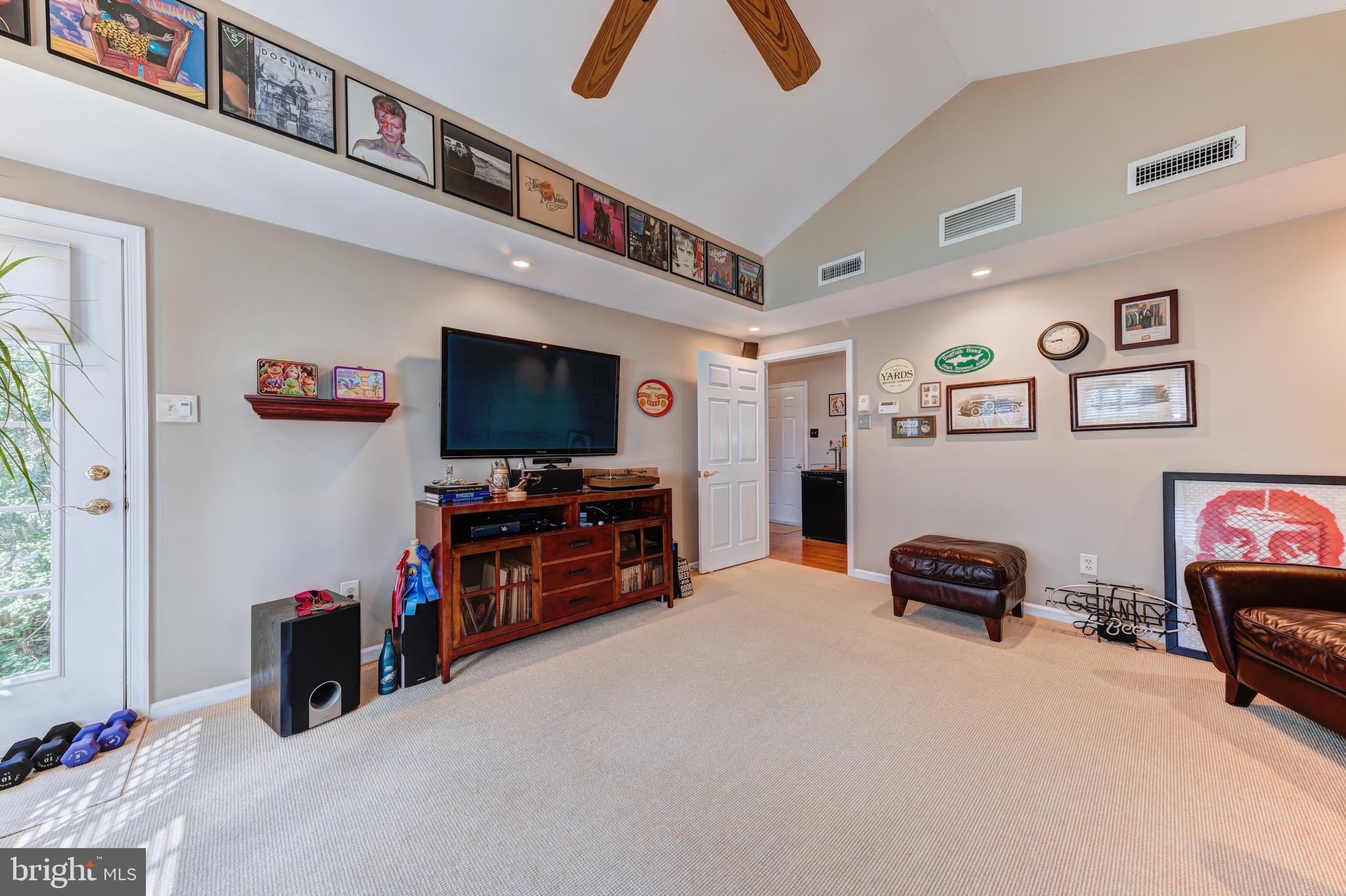 153 Aspen Road Yardley, PA 19067 - Photo 17 of 38 Gallery Image 17