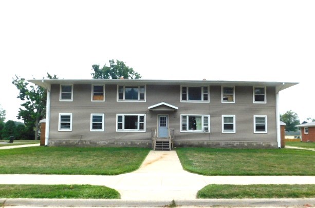 800 Ave B Rochelle, IL 61068 - Photo 1 of 1