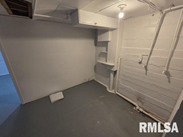 704 South 24th Street Mount Vernon, IL 62864 - Photo 10 of 37