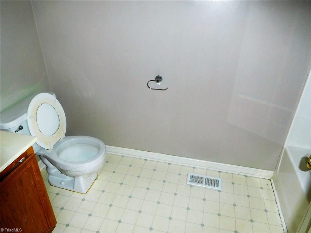 6228 Nat Road Julian, NC 27283 - Photo 19 of 25 Gallery Image 19