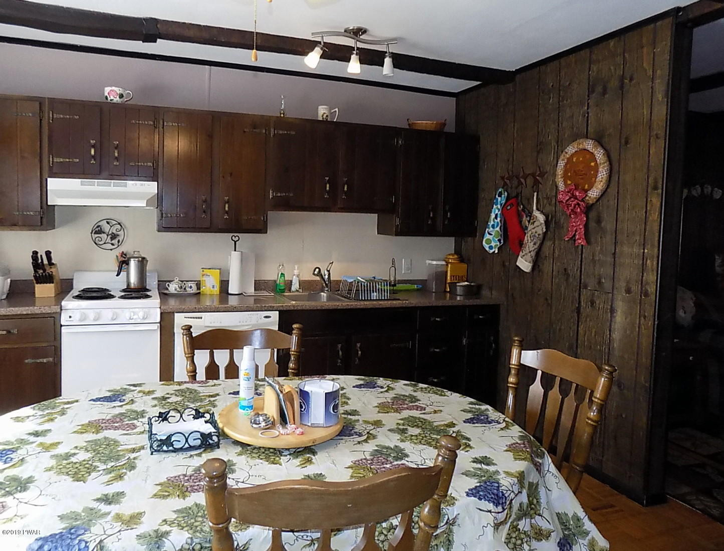 1133 Mustang Road Lake Ariel, PA 18436 - Photo 14 of 41