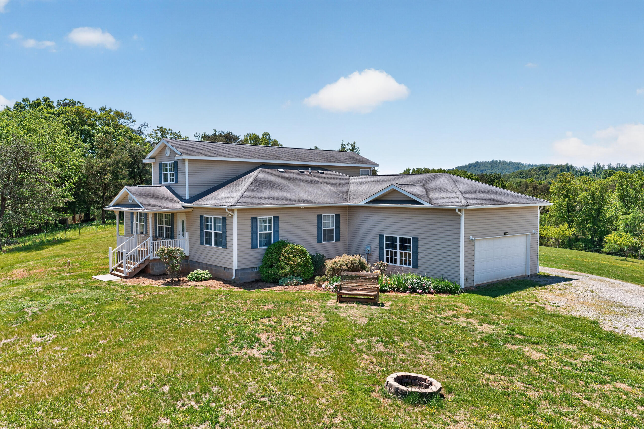 1633 Pilot Mountain Road Moneta, VA 24121 - Photo 71 of 103 Exterior