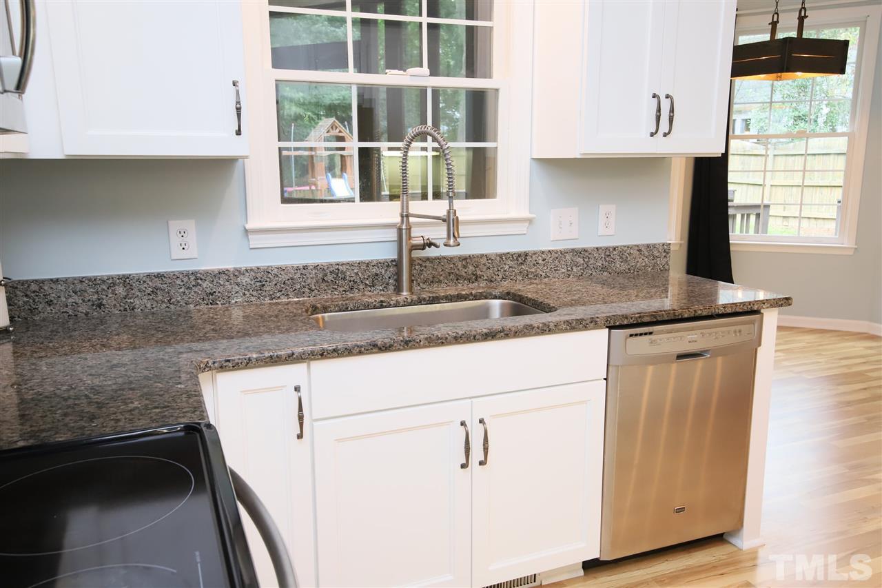 8537 Yucca Trail Raleigh, NC 27615 - Photo 8 of 30 Gallery Image 8