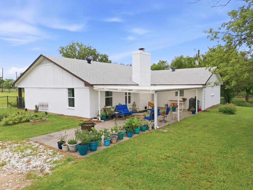 698 Hackberry Road Van Alstyne, TX 75495 - Photo 21 of 34