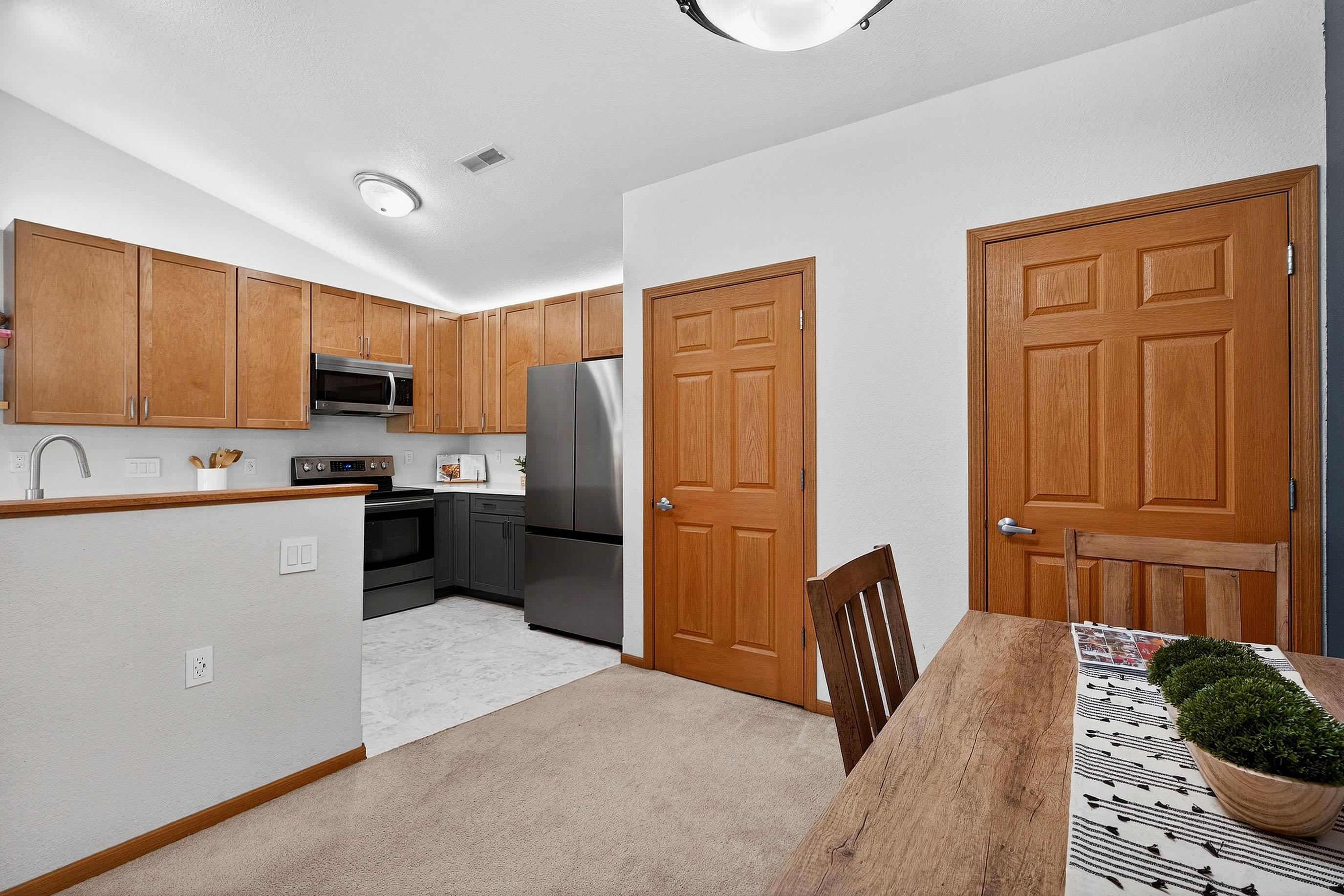 5304 Congress Avenue, Unit 2 Madison, WI 53718 - Photo 7 of 46