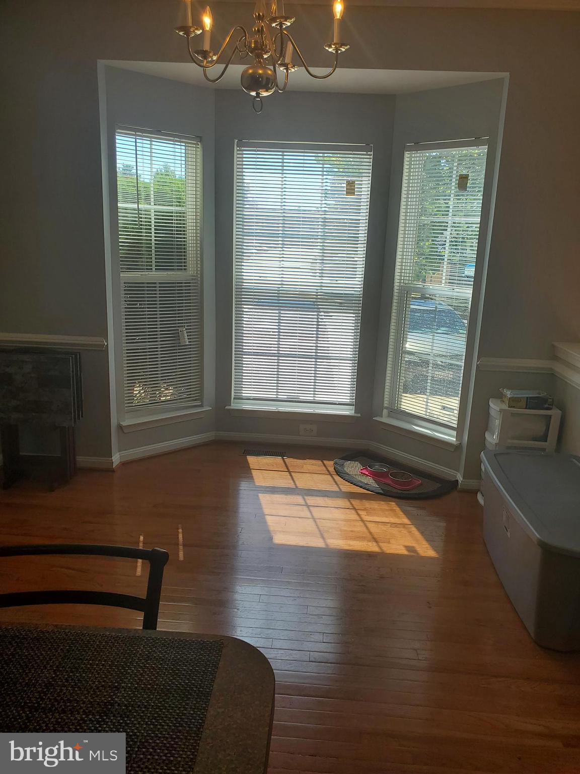 7006 Commander Howe Terrace Brandywine, MD 20613 - Photo 5 of 18 Eating area