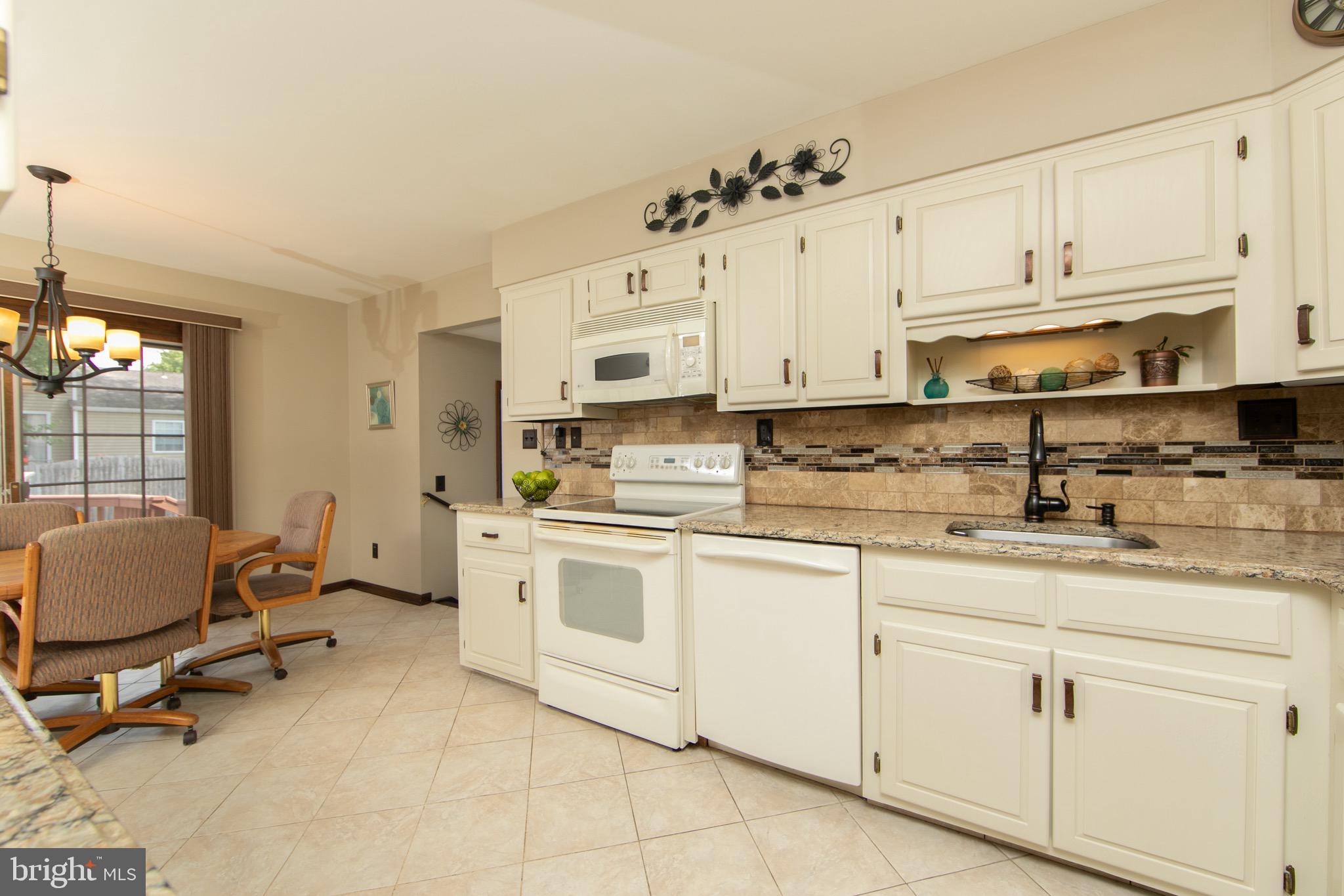 26 Utica Road Marlton, NJ 08053 - Photo 8 of 40 Kitchen