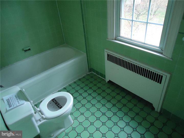 7327 Oak Lane Road Cheltenham, PA 19027 - Photo 9 of 9 Gallery Image 9