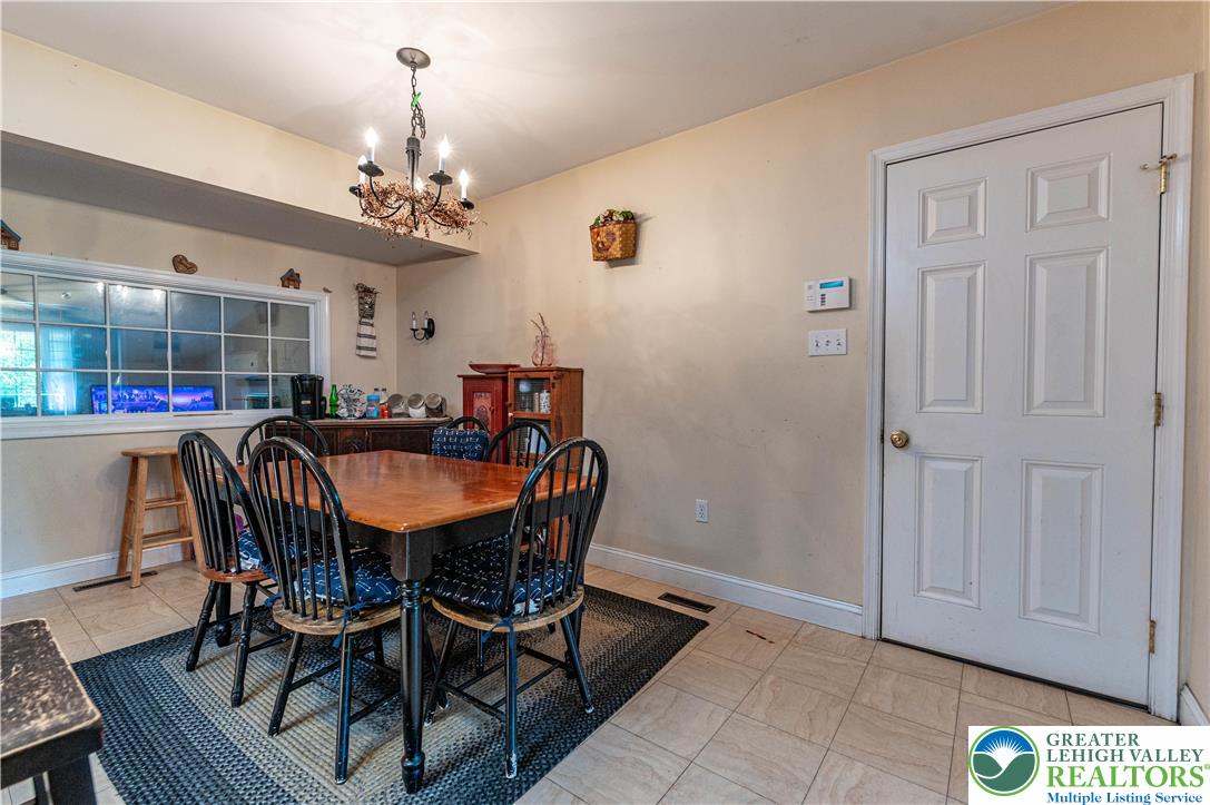 518 Bauer Road Bath, PA 18014 - Photo 13 of 59