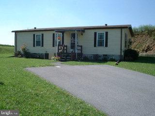 181 Hurst Road Ephrata, PA 17522 - Photo 1 of 6 Gallery Image 1