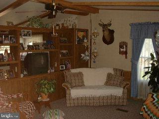 181 Hurst Road Ephrata, PA 17522 - Photo 3 of 6 Gallery Image 3
