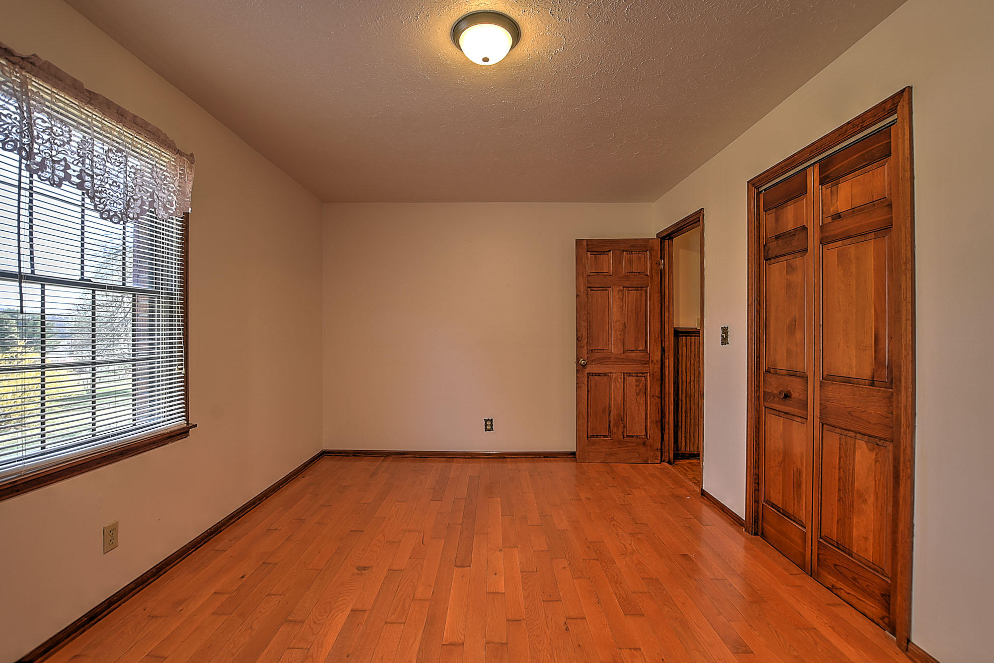 5195 Reedy Creek Road Bristol, VA 24202 - Photo 27 of 37 5195 Reedy Creek-34