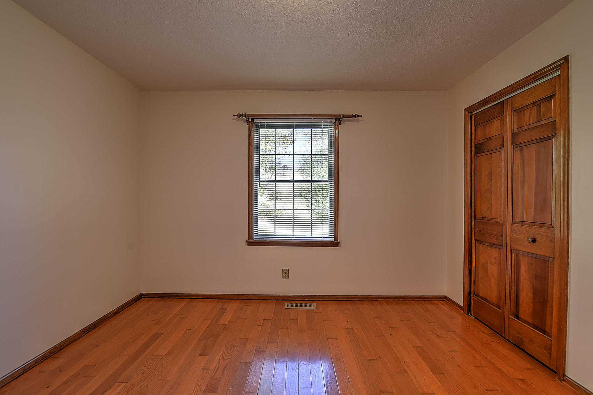 5195 Reedy Creek Road Bristol, VA 24202 - Photo 30 of 37 5195 Reedy Creek-25