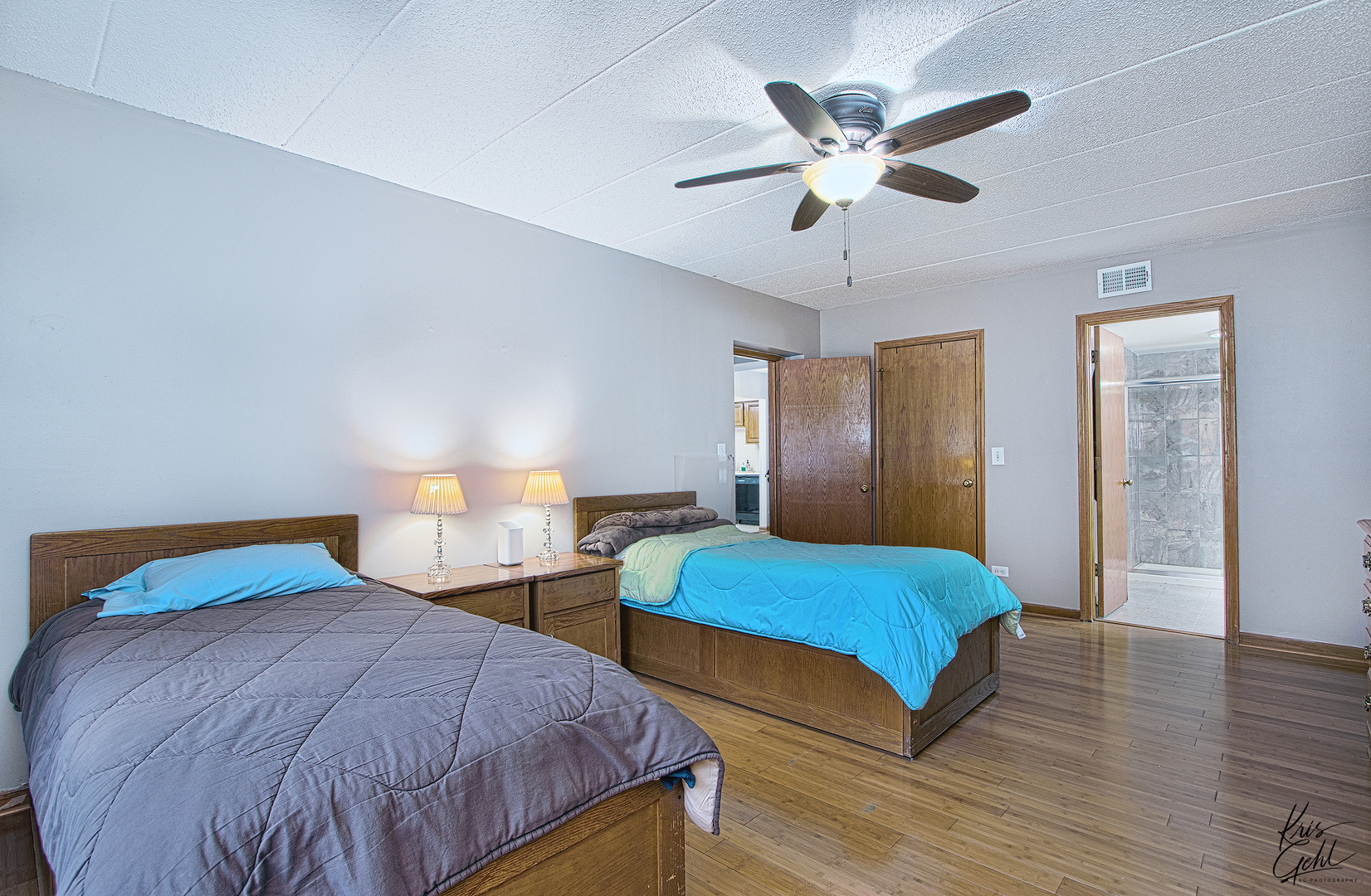 555 South River Road, Unit 402 Des Plaines, IL 60016 - Photo 13 of 22
