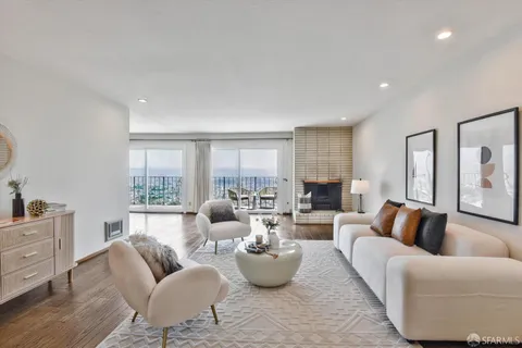 $2,400,000 | 915 Burnett Avenue, San Francisco, CA 94131