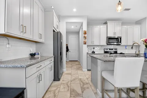 $635,000 | 6613 Pointe Of Woods Drive, West Palm Beach, FL 33413