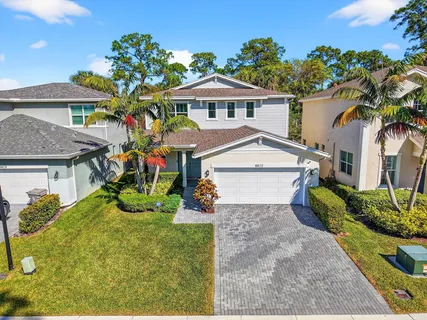 $635,000 | 6613 Pointe Of Woods Drive, West Palm Beach, FL 33413