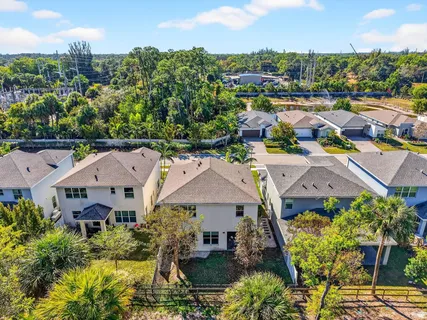 $635,000 | 6613 Pointe Of Woods Drive, West Palm Beach, FL 33413