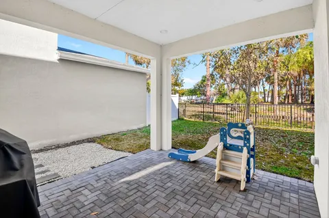 $635,000 | 6613 Pointe Of Woods Drive, West Palm Beach, FL 33413