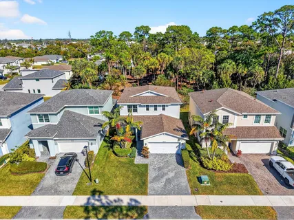 $635,000 | 6613 Pointe Of Woods Drive, West Palm Beach, FL 33413