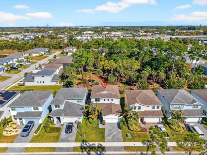 $635,000 | 6613 Pointe Of Woods Drive, West Palm Beach, FL 33413