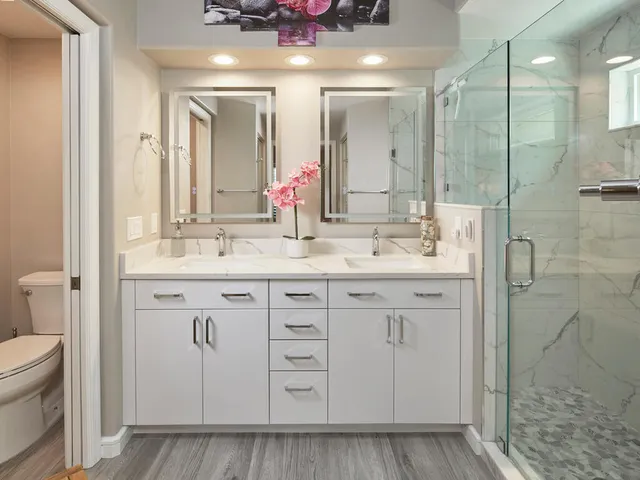 $530,000 | 8260 Ibis Cove Circle, Unit B226, Naples, FL 34119