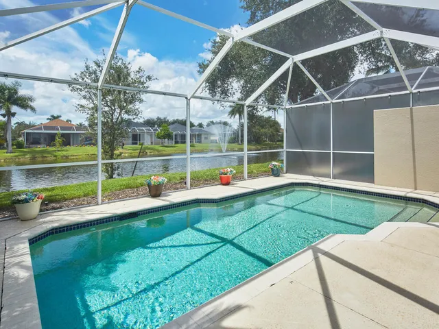 $530,000 | 8260 Ibis Cove Circle, Unit B226, Naples, FL 34119